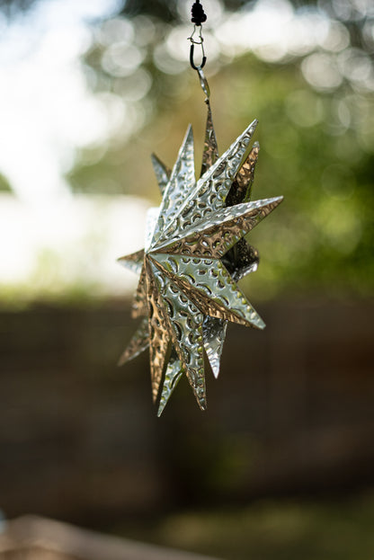 Hammered Metal Shiny & Bright Estrella