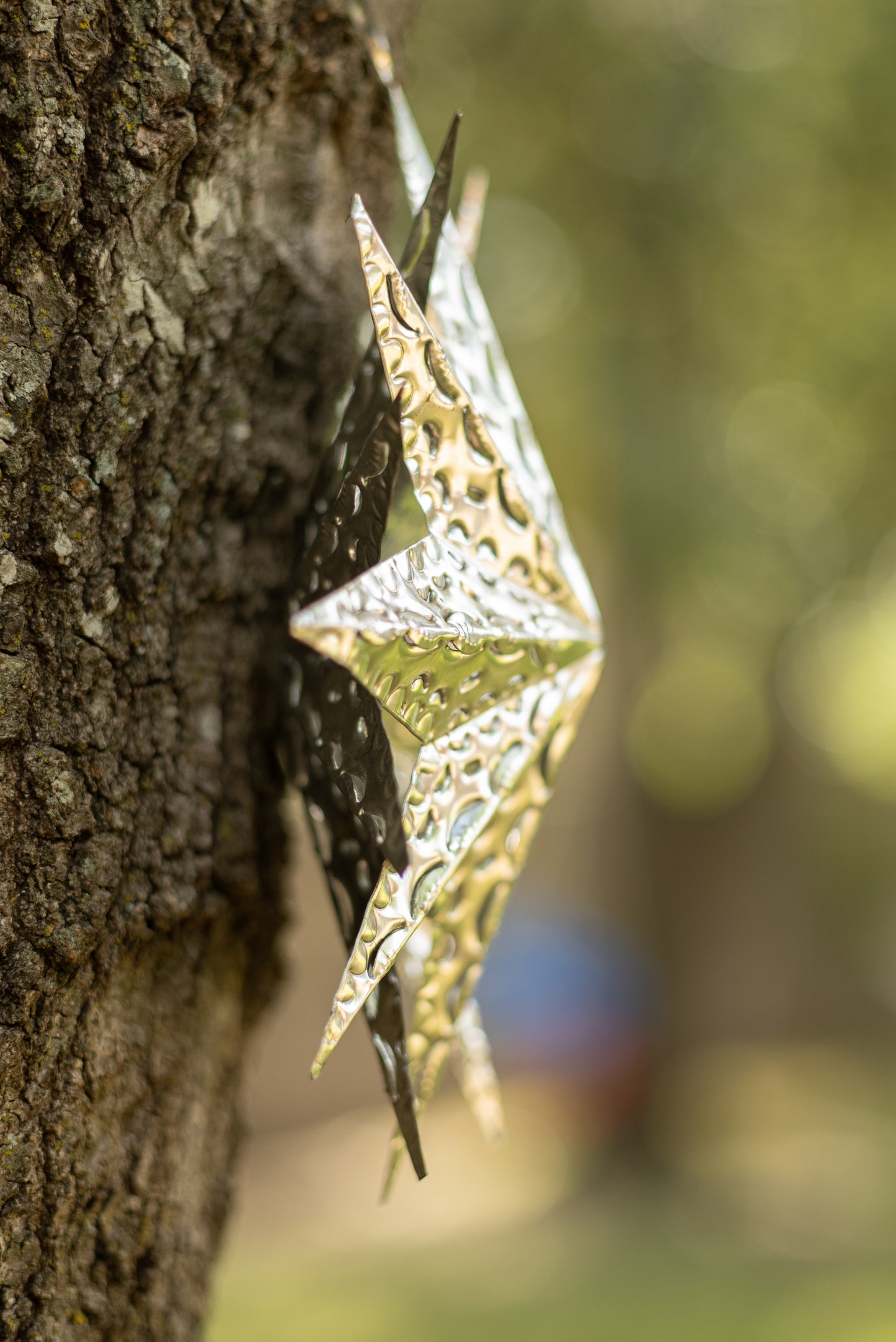 Hammered Metal Shiny & Bright Estrella